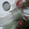 20130310_172004_display_large.jpg closure seals in freshness for fruits and vegetables