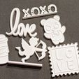 PXL_20230109_140337923-1.jpg 6 Pc Valentine's Day Tier Tray Signs Decor Cupid, Stamp, Love, Bear, Coffee Cup, Decorations