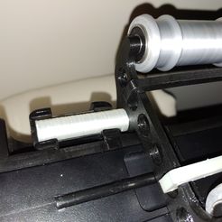 2021-02-24_14.49.02.jpg Free 3D file QIDI Roller Bar Pin - Spool Holder Lock Down・3D printing template to download