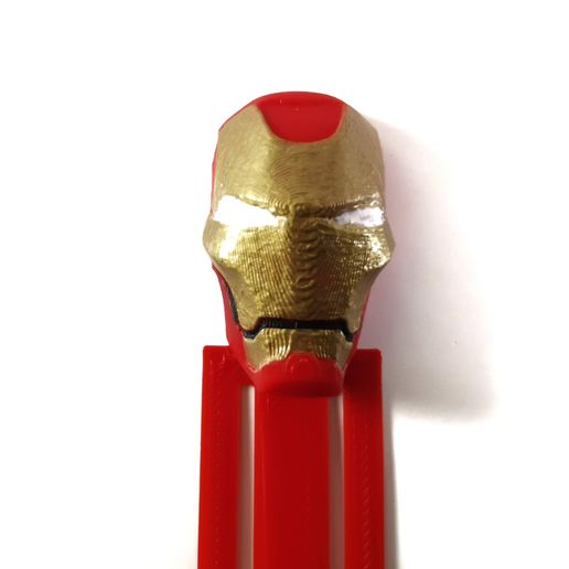 IMG_20190609_000022-01.jpg Iron Man Bookmark