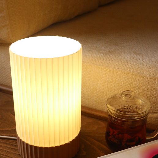 IMG_0028.jpg Настольная лампа в стиле минимализма (простая печать)