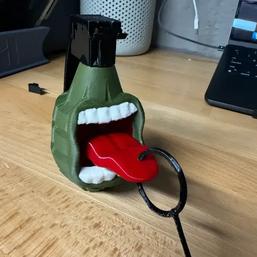 img_3701.webp Colorized Screaming Grenade