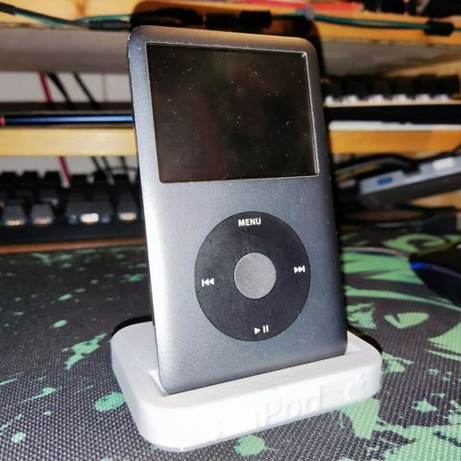 🔌 iPod Classic 7th gen 160GB stand・ 3MF File for ・Cults
