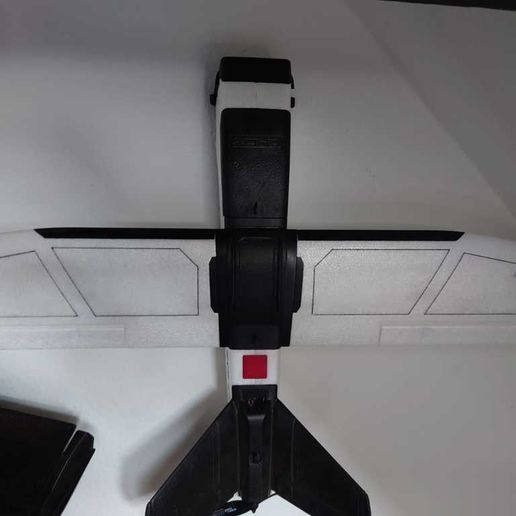 97589519-410a-4012-a6f4-f1243dc4f053.jpeg ZOHD Talon GT Wall Mount