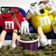 654.png Les M&M's ont de l'herbe