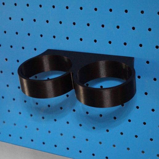 Magnetic-spray-paint-bottle-holder-side-view.jpg Magnetic Spray Paint Holder