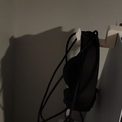 20231130_192507.jpg PlayStation 5 headphone holder!!!!