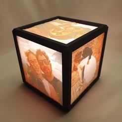 20230727_130335.jpg Cube 5 lithophanes 14cm.