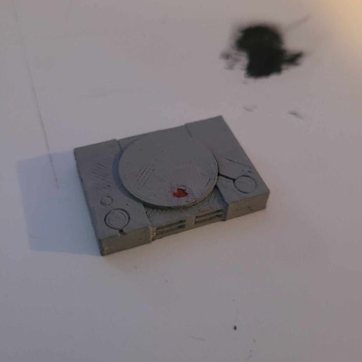 403611531_3571120483140967_8433201476832580654_n.jpg 1/18 Console de jeu A / Game console A diecast