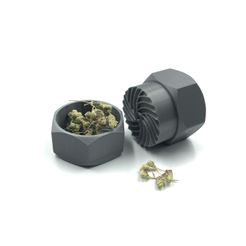 3.jpg STL file SCREW NUT GRINDER WITH MAGNETS AND HIDDEN CONTAINER TOOTHLESS DESIGN・3D printable model to download
