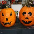 IMG_0927.JPG Mr. PumpkinHead Easy Peasy Jack-o-Lanterns