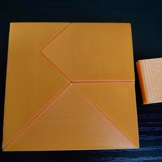 IMG_02.jpg 方形拼图