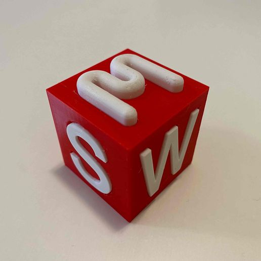 IMG_4639.jpg Logo SolidWorks Maker