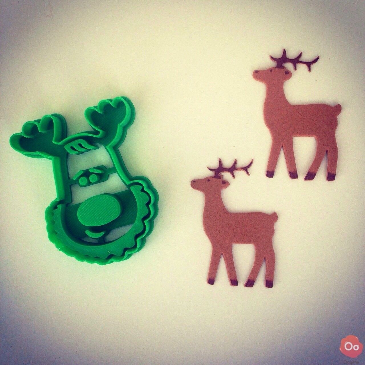 Rudolph_the_Reindeer_Cookie_Cutter1.jpg Free STL file Rudolph the Reindeer Cookie Cutter・3D printable object to download, OogiMe