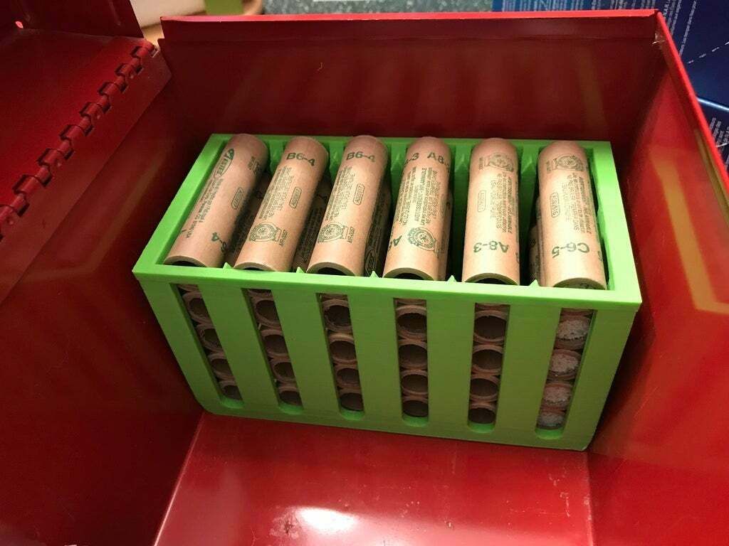 Download free STL file 18mm model rocket engine storage box • 3D print