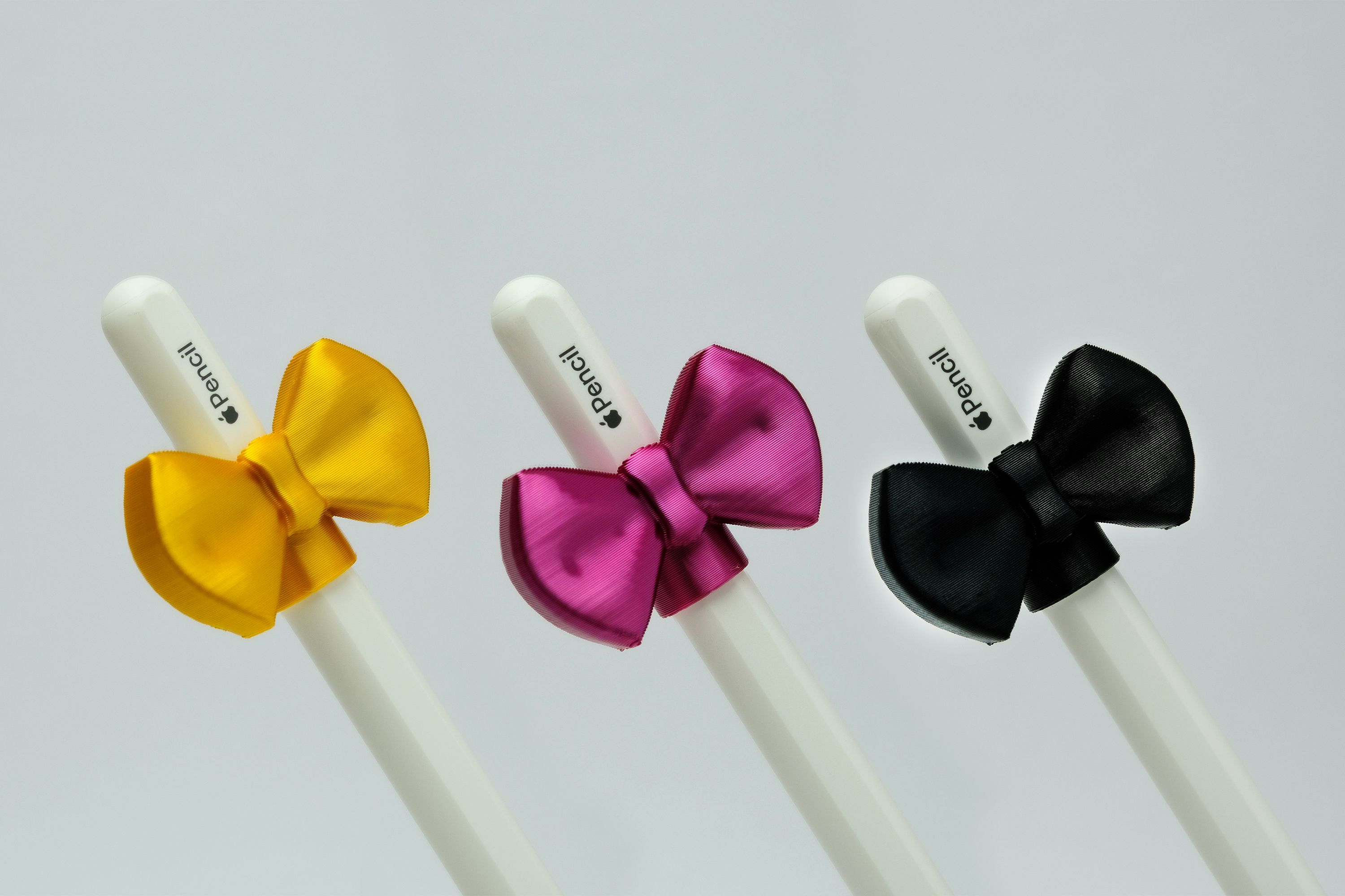 triple_colors_bow_sideway.jpg Télécharger fichier OBJ gratuit Apple Pencil Bow Clip pour Apple Pencil 1 & 2 | iPad • Plan pour impression 3D, Holoprops