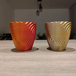 gMax Twisted Ripple Vase Bin
