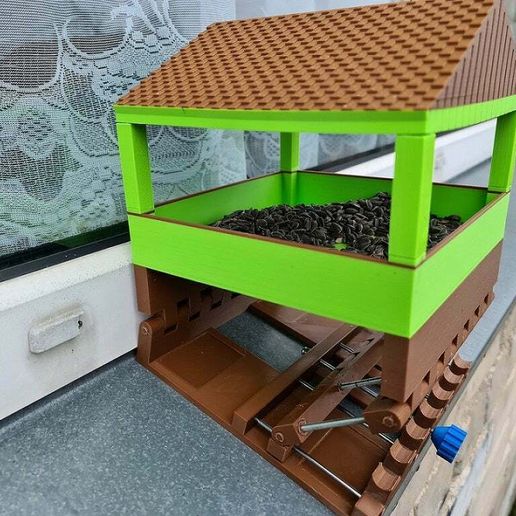 Bird feeder  with adjustable angle. - 3D model önizlemesi