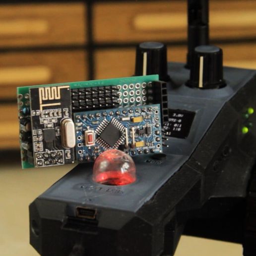 📻 Arduino Grip Transmitter for RC Cars and Boats | 8CH Radio Controller ...