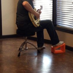 Foot-Rest.jpg Archivo STL Reposapiés para guitarra・Plan de impresora 3D para descargar