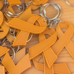 IMG_4666.jpg llavero cinta lazo Cancer - keychain