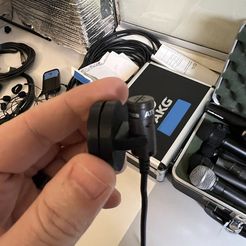 dae300b4-198a-4bbf-b40a-a8358b0054c1.jpg Audio Technica AT829cW Magnetic Microphone Mount