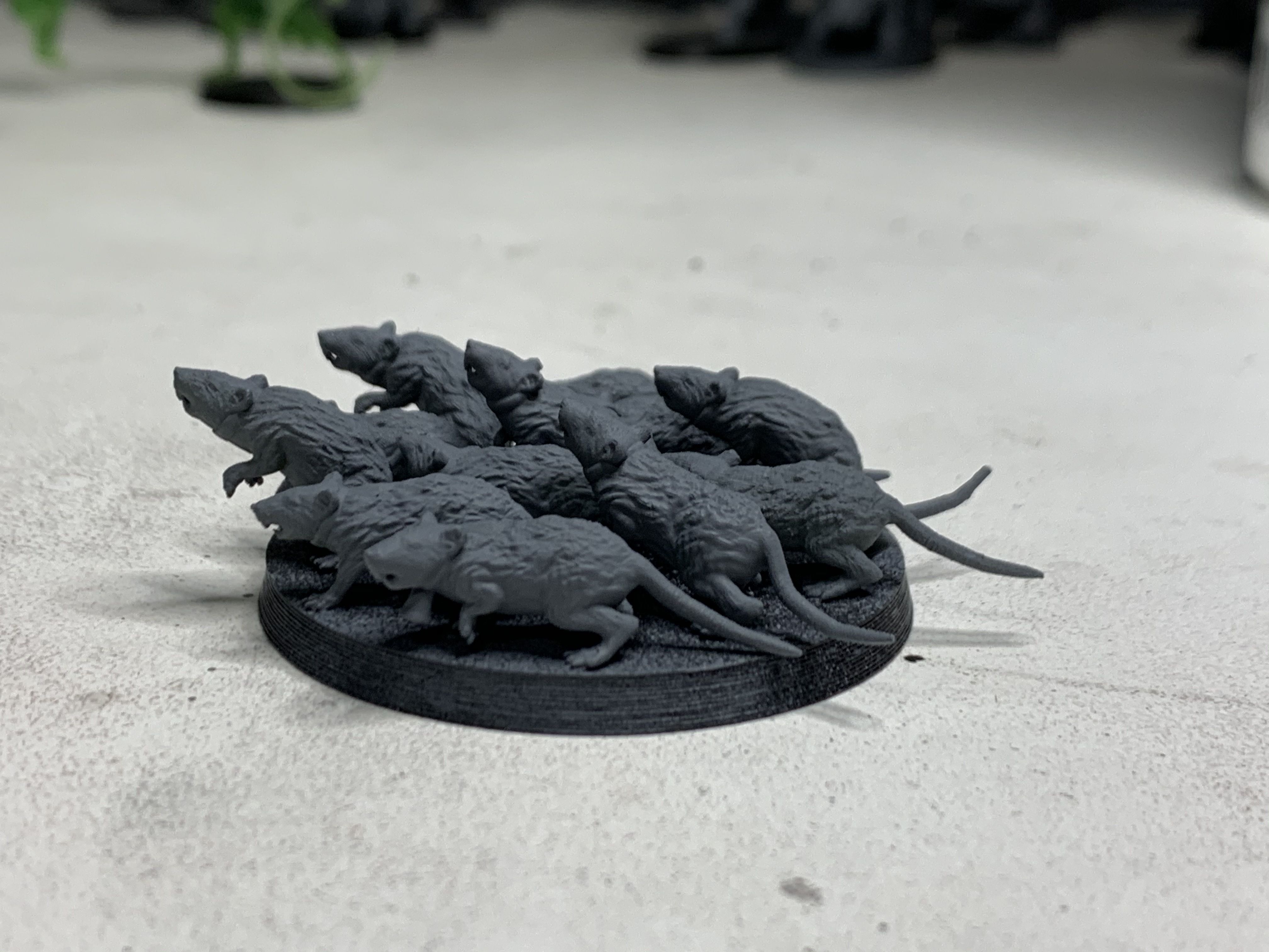 IMG_1556.jpg 3MF-Datei Ravenous Rodent Swarms kostenlos herunterladen • Objekt zum 3D-Drucken, EmanG