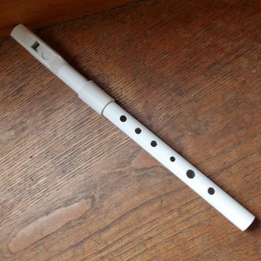🎵 6-hole flute in E flat model 2・Free STL File for 3D printing・Cults
