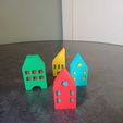 d71fa70f-41a5-4811-8c76-11e846d6d749.jpg Modernes Minihaus-Set - Bunte Gebäude (mit kommerzieller Lizenz)