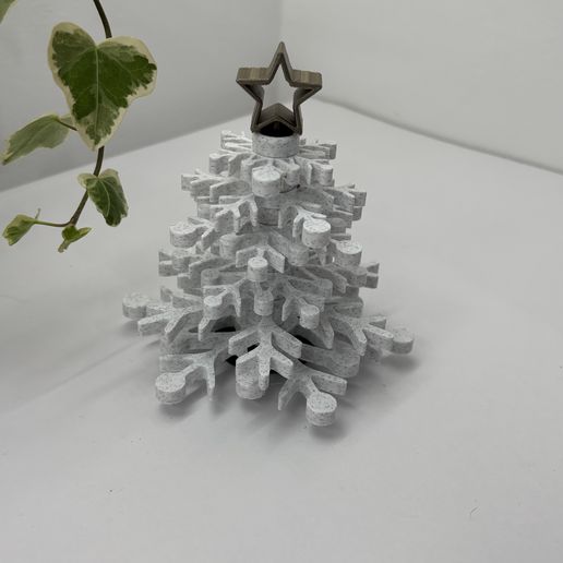IMG_5373.jpeg Modular & Functional Christmas Tree – Snowflake Coasters and Magnets