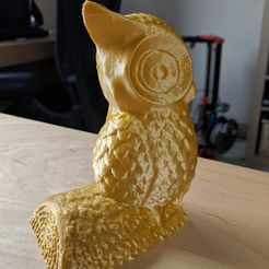 owl2.jpg Archivo STL gratuito Sujetalibros búho en un tronco・Objeto para descargar e imprimir en 3D, betamax