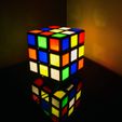 light_on.jpg Rubiks Lamp