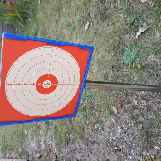 14x14 target holder on tent pegs - 3D model önizlemesi