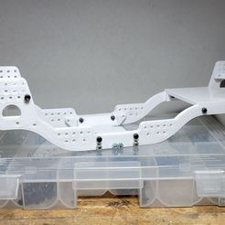 20231109_205339.jpg 1/10 Scale Crawler RC Chassis in 12 Längen