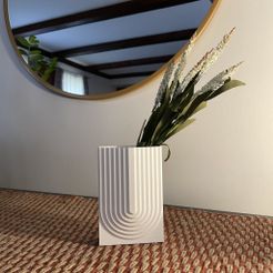 FL94cP6WYAIh69o.jpg Free STL file Modern Vase 001・Design to download and 3D print