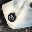 IMG_3132.JPG BMW windshield washer reservoir cap