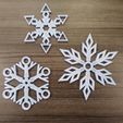 20191113_135104.jpg Build your own Snowflake!