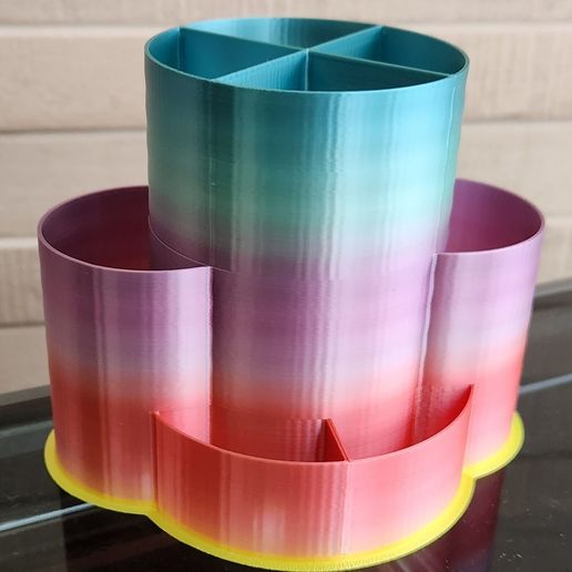 Pen holder / organizer