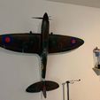 IMG_9947.JPG Plane Holder