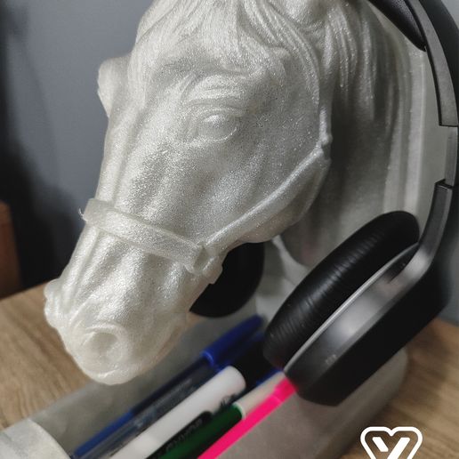 01-horse.jpg Horse Desk Holder