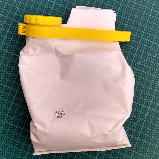 IMG_20191207_102125857_HDR.jpg Зажим для сумки с завинчивающейся крышкой (модифицированный)