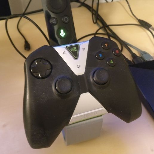 IMG_20190307_224201.jpg Nvidia Shield Controller + Remote Stand with magnetic power connector