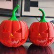 pumpkin1.jpg Halloween Pumpkin lamp. Jack-o´-lantern