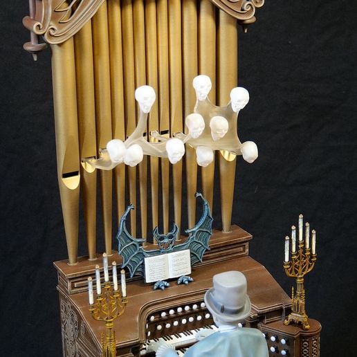 2.jpg Organ Player Victor Geist, Haunted Mansion, Disneyland (Anaheim Version) 16.5 inches, 42 cm tall