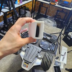 20230611_141443.jpg STL file Mammotion Luba GPS Tracker Storage・3D print design to download