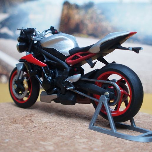 P4192895.jpg Triumph street triple 675 R/ Rx - Printable motorcycle model