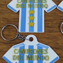 IMG_20230201_231912634.jpg argentina t-shirt keychain