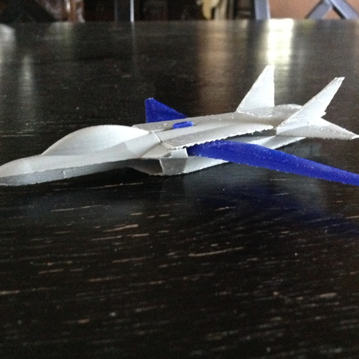 Capture d’écran 2017-08-28 à 17.46.50.png Z-15 Stealthy Tomcat