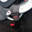 20161024_162216.jpg Child seat belt lock