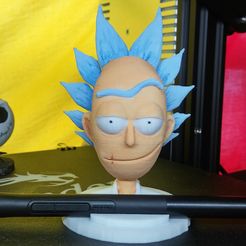 20191017_111214_HDR.jpg Fichier OBJ rick et morty (tête de rick - porte-crayon)・Design à télécharger et à imprimer en 3D